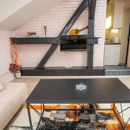 Apartment He-ra With Free Parking