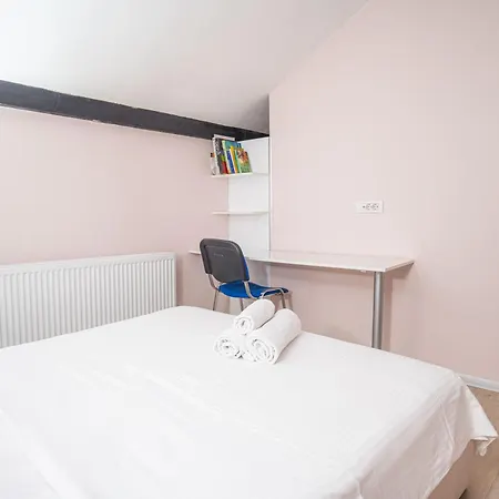 He-ra With Free Parking Apartment *