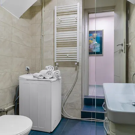 He-ra With Free Parking Apartment *