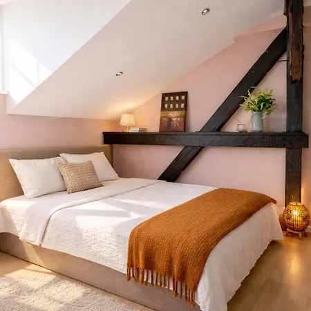 He-ra With Free Parking Apartment *