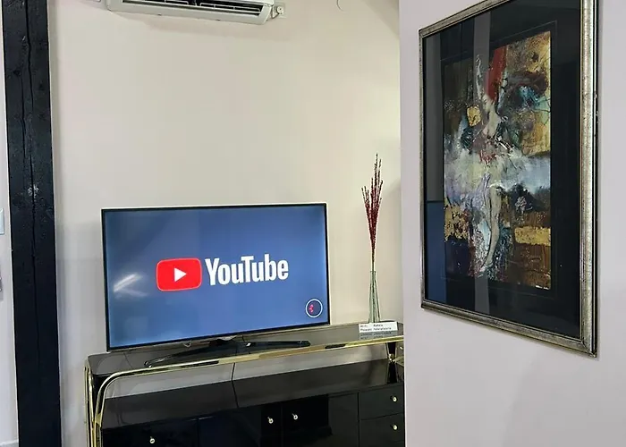 He-ra With Free Parking Apartment